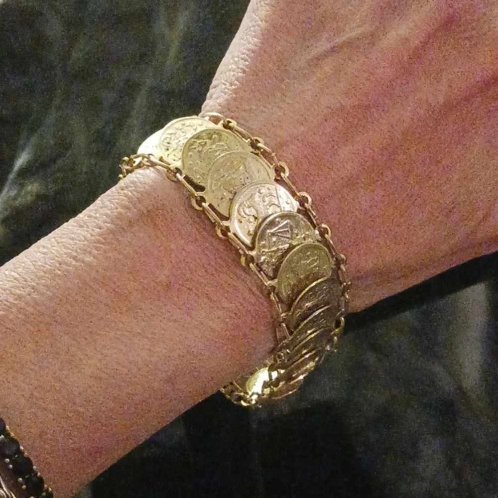 This one was purchased in Italy! Beautiful,gold plated,coin,bracelet! - Picture 3 of 15